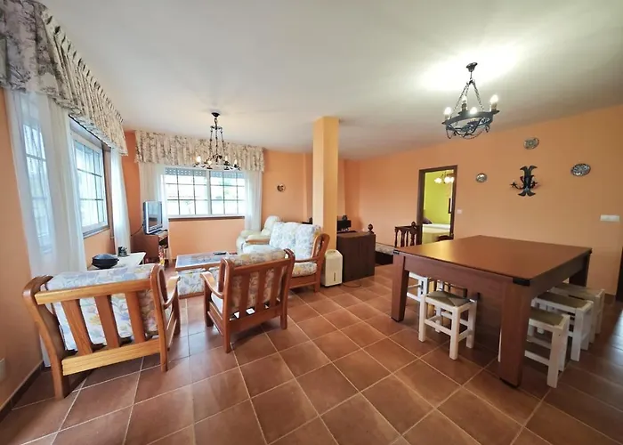 Casa Rural Con Jardin Y Vistas Al Mar Villadesusoの写真