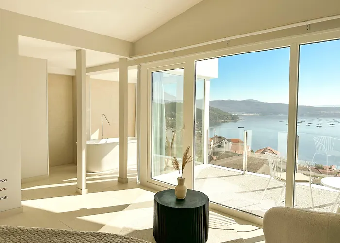Photo de Otantus Hotel Muros